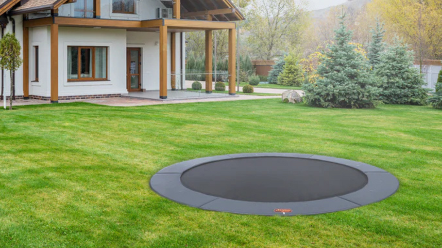 Spring vs. Springless Trampolines: Which One Bounces Better?